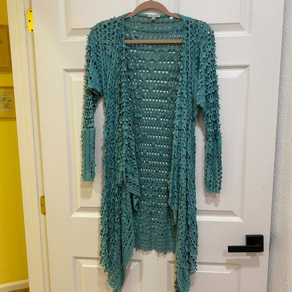Unique Cardigan Design - Picture 1 of 4